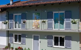 Moncrivel Rooms & Relax